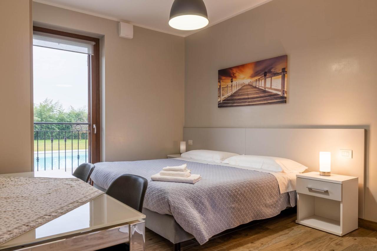 Residence Le Palme Torrazza Piemonte Exterior photo